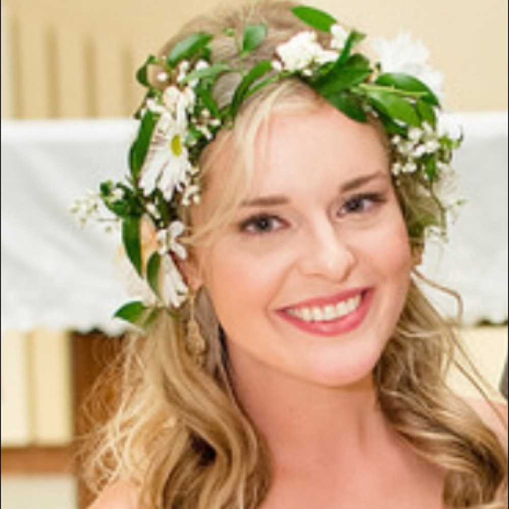 Meet your Posher, Emilie!